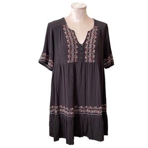 EUC Knox Rose Gray Embroidered Short Sleeve Mini Dress - Size S